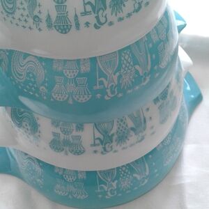 Vintage Pyrex Butterprint Amish Cinderella Mixing Bowls